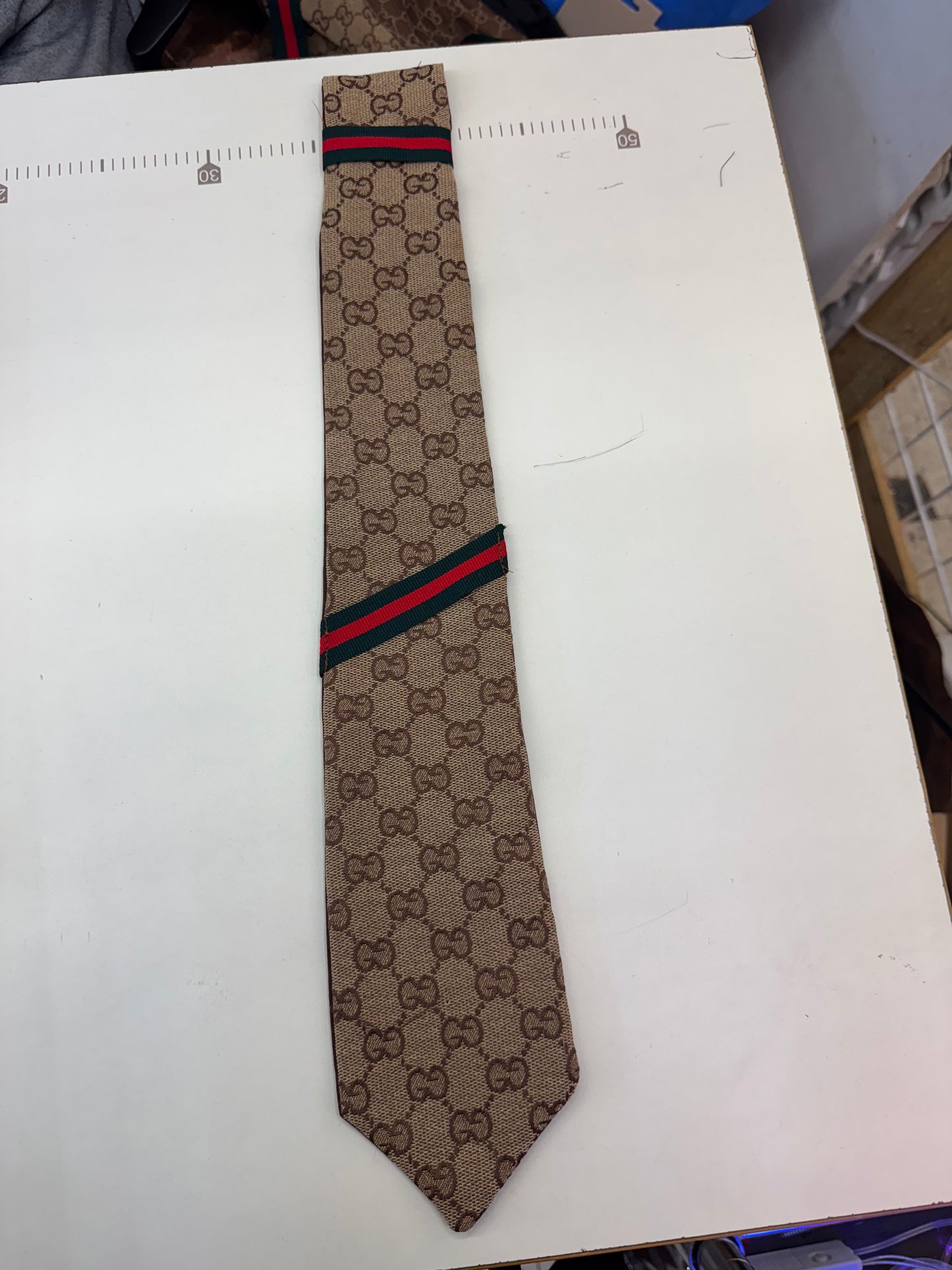G.G tie