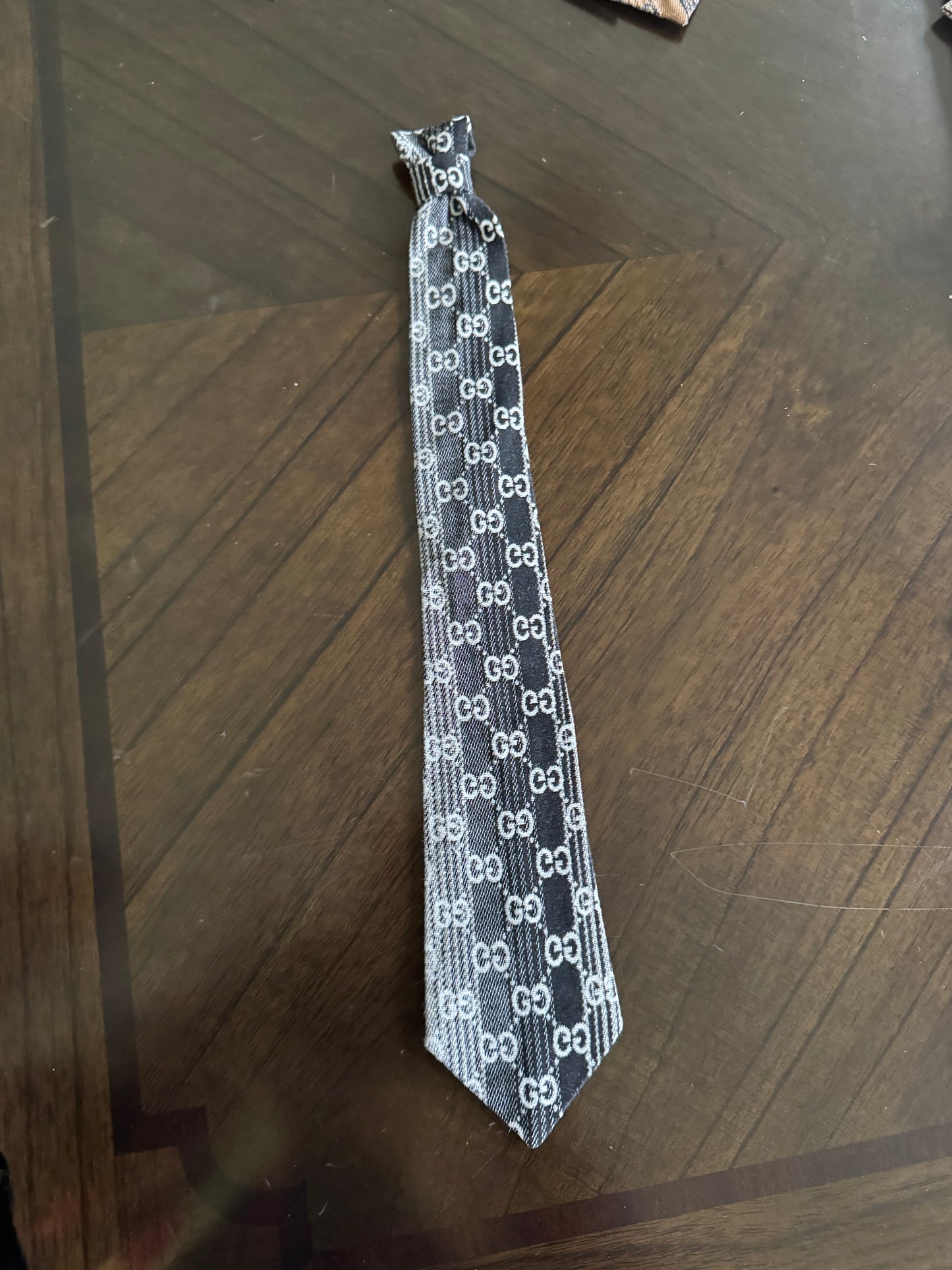 Tie