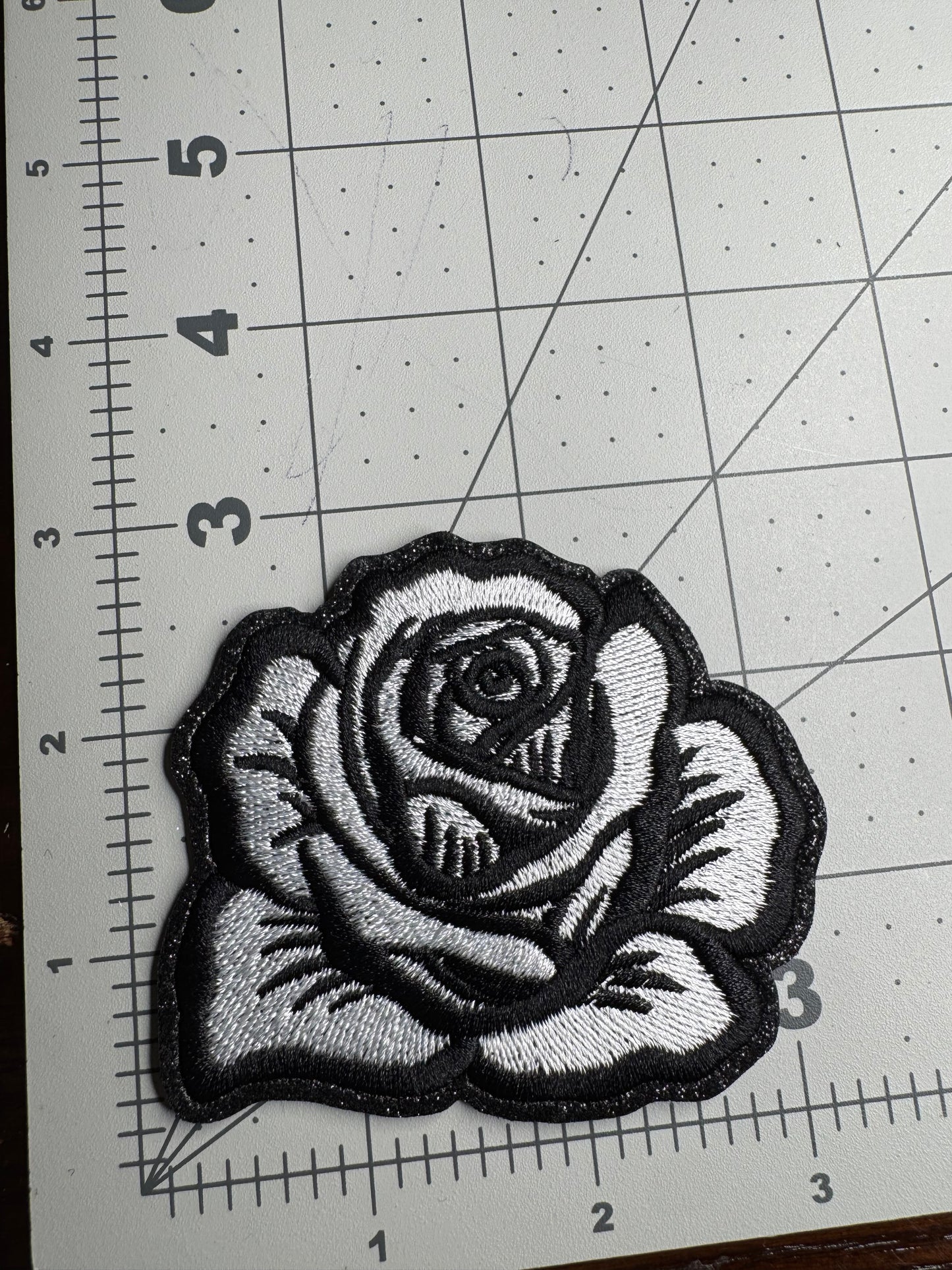 Roses patches