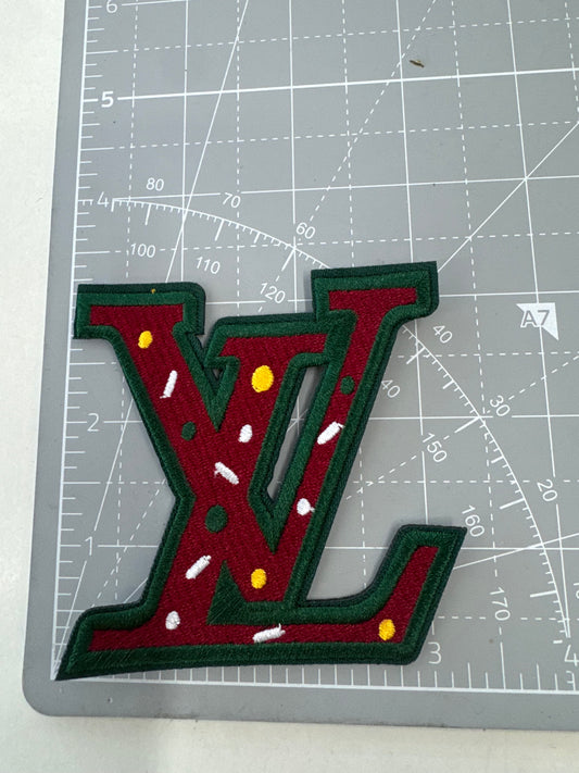 Red and green LV patch