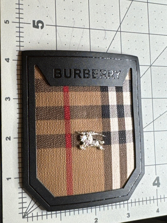 Burberry pocket