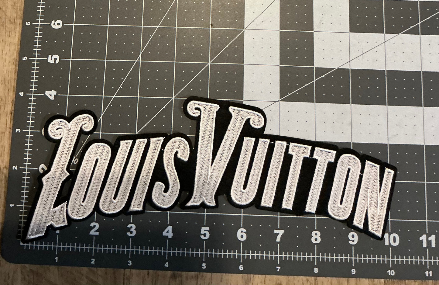 Black & white LV PATCH