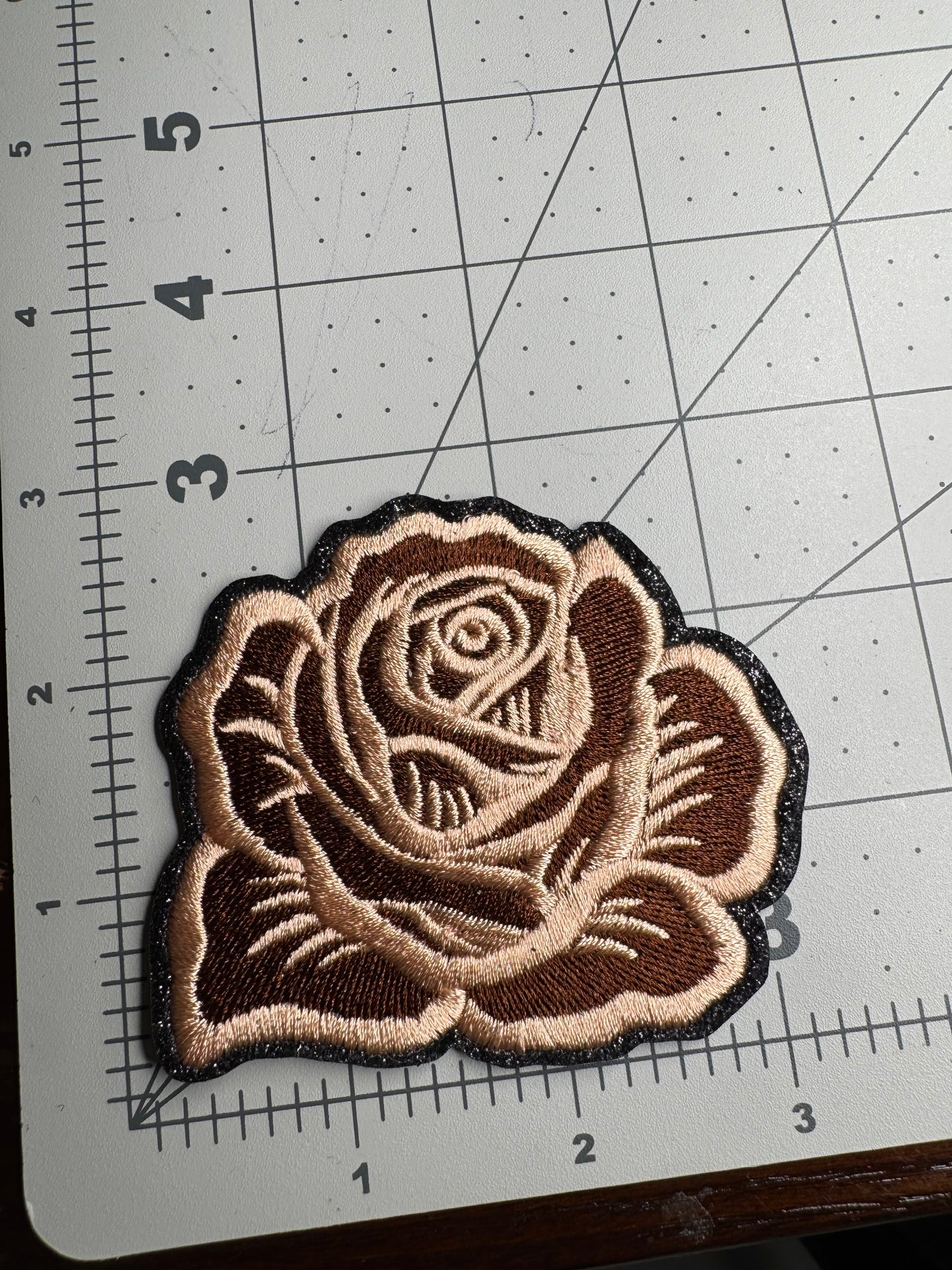 Roses patches