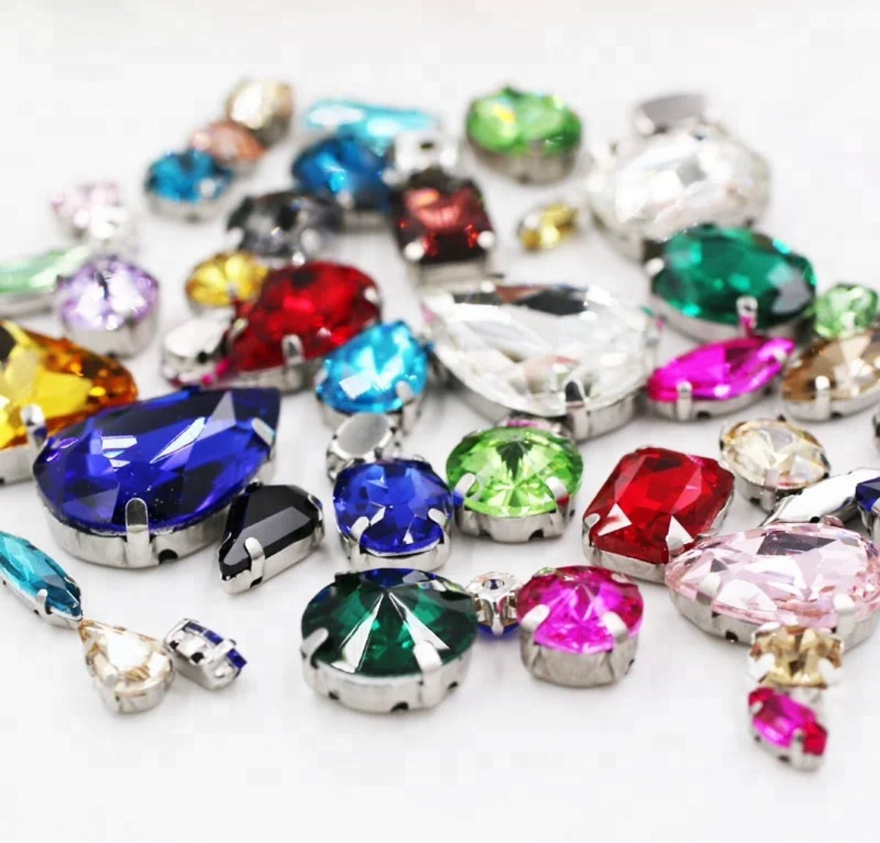 50pcs Crystal Glitz Rhinestones Flatback